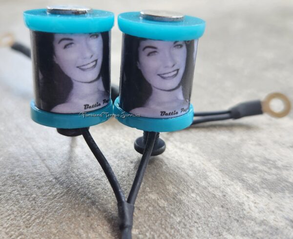 1" 8 Wrap Turquoise Bettie Page Shorty Coil Set